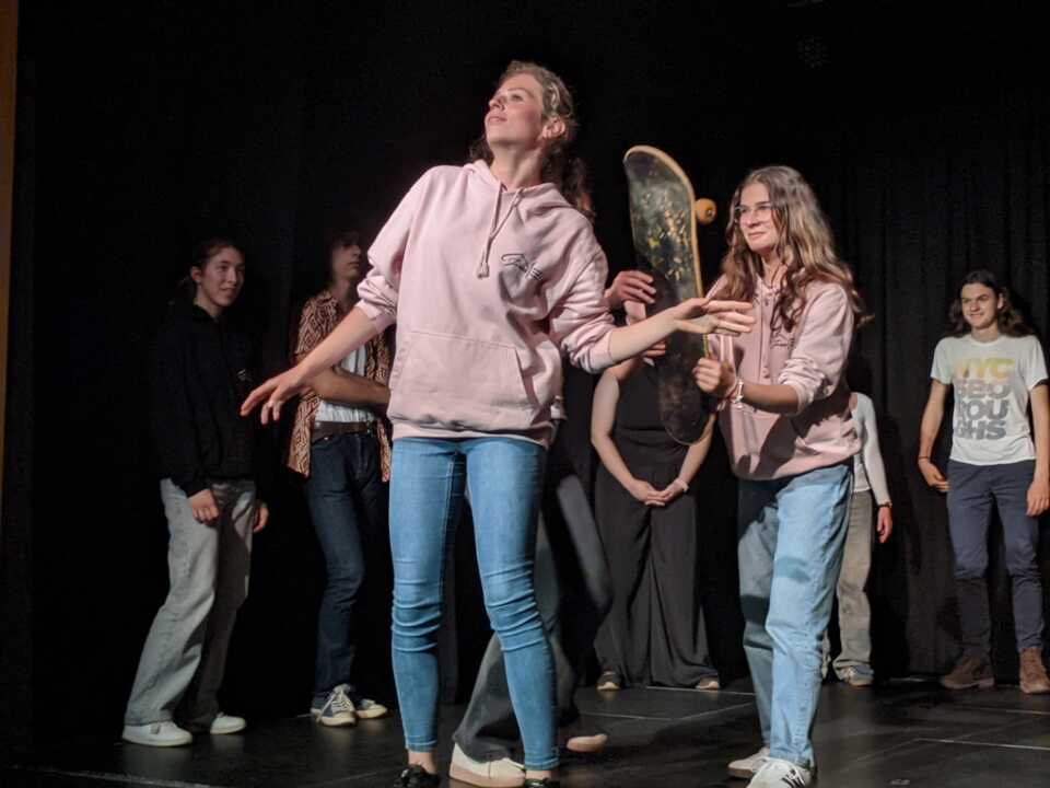 PXL 20250513 180327466