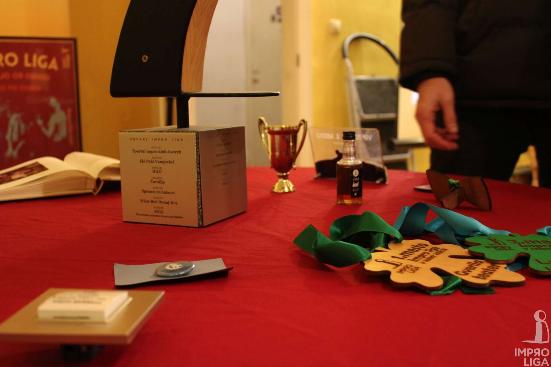 53432595427 0847a053af k